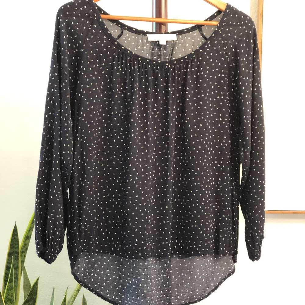 Medium high low midnight blue blouse.